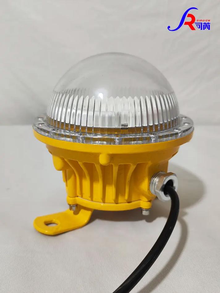 BFC8183固态免维护LED防爆灯 工业照明的高效安全之选